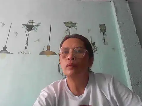 momshe2026 online show from 06/14/26, 07:10
