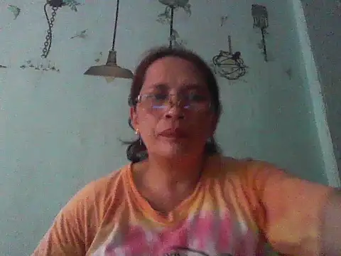 momshe2026 online show from 06/19/26, 07:45