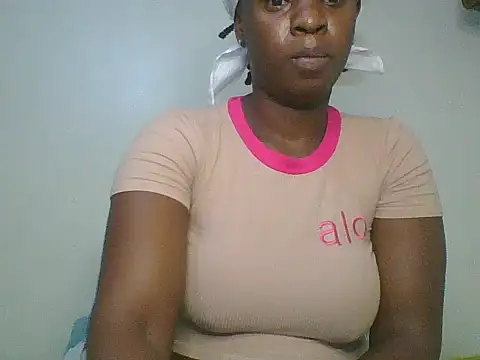 Snapshot of magicpussyy1 chatting on 06/24/26, 10:09 magicpussyy1 online show from 06/24/26, 10:09