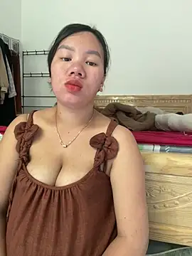 Snapshot of Suki-love chatting on 07/14/26, 05:45 Suki-love online show from 07/14/26, 05:45