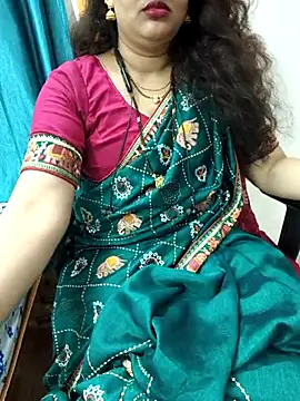 Snapshot of kavyabhabhi chatting on 06/26/26, 04:33 kavyabhabhi online show from 06/26/26, 04:33