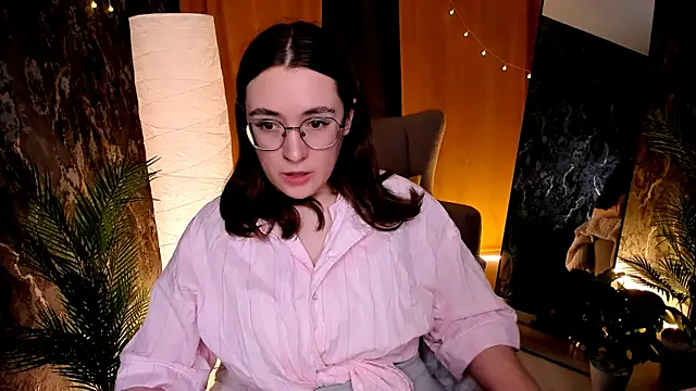 Snapshot of polly_pop_ chatting on 07/18/26, 09:57 polly pop online show from 07/18/26, 09:57