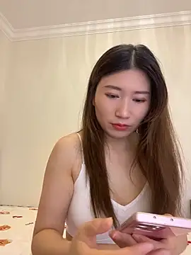 qiuqiu 018 online show from 05/28/26, 11:02