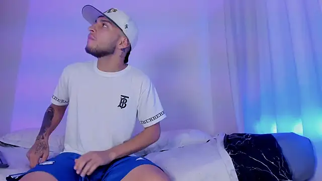  Kevin xxx online show from 10/12/25, 10:47