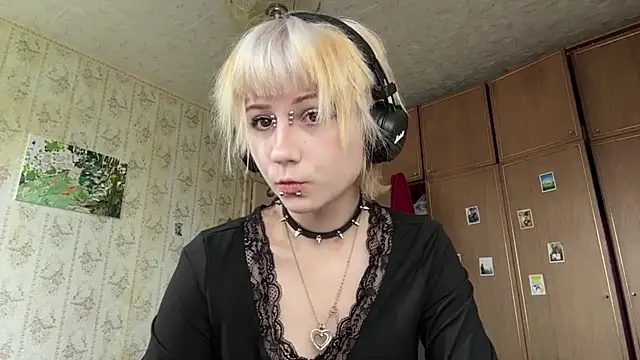 FatimahFroman online show from 05/22/26, 07:48