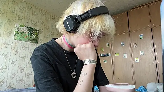 FatimahFroman online show from 05/28/26, 12:46