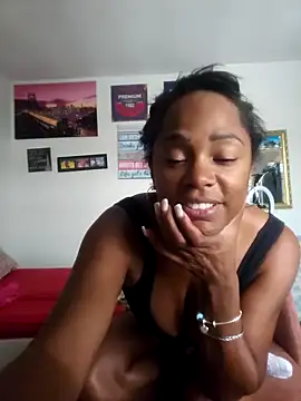 Snapshot of BlackDiamonddd chatting on 05/30/26, 07:00 BlackDiamonddd online show from 05/30/26, 07:00