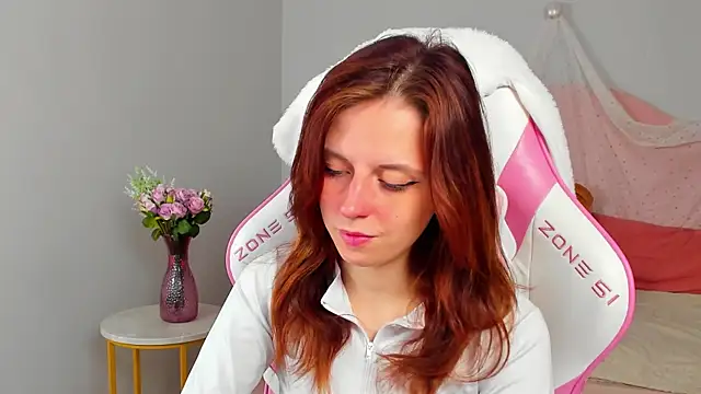 FreyaVeys online show from 06/19/26, 05:12