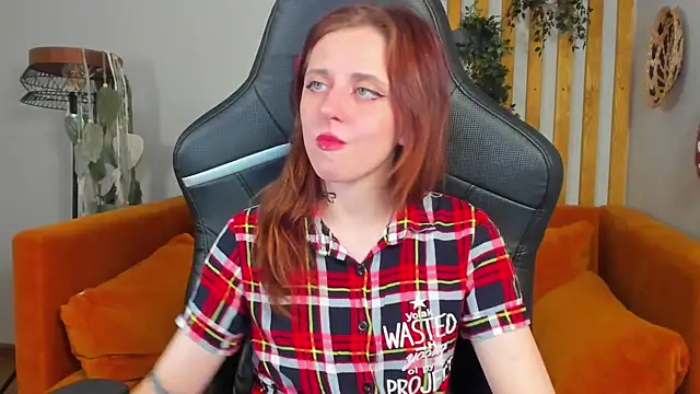 FreyaVeys online show from 07/04/26, 05:08