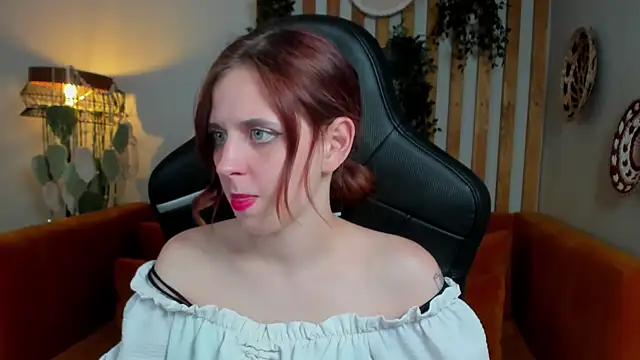 FreyaVeys online show from 07/11/26, 05:15