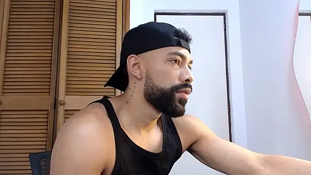 Snapshot of Blade_millerr chatting on 05/26/26, 12:34 Blade millerr online show from 05/26/26, 12:34