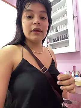 Snapshot of Samantha_Torrez1 chatting on 05/27/26, 03:42 Samantha Torrez1 online show from 05/27/26, 03:42
