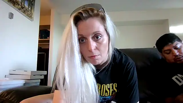 Snapshot of LexiAndPapi chatting on 05/29/26, 03:04 LexiAndPapi online show from 05/29/26, 03:04