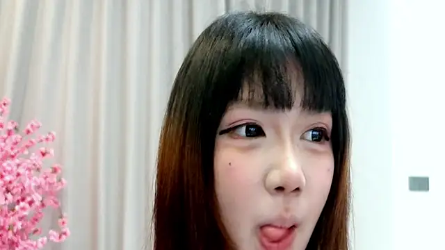 Snapshot of yan-0705 chatting on 05/27/26, 09:28 yan-0705 online show from 05/27/26, 09:28
