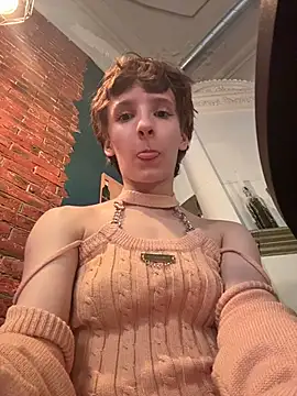 Liya  Love online show from 05/25/26, 10:43