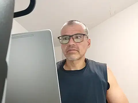 Gaceru01006 online show from 07/15/26, 12:27