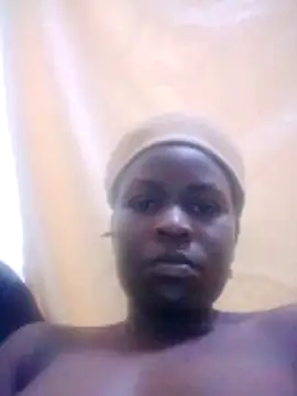 Snapshot of Africana255 chatting on 05/27/26, 01:35 Africana255 online show from 05/27/26, 01:35