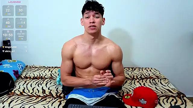 Luke Muscle online show from 06/20/26, 02:20
