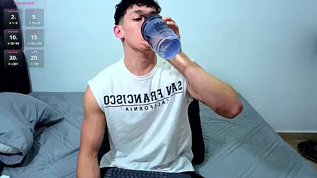 Luke Muscle online show from 07/04/26, 11:00