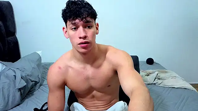 Luke Muscle online show from 07/12/26, 08:11