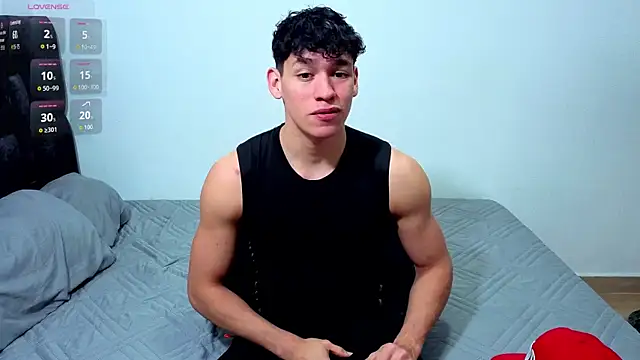 Luke Muscle online show from 07/15/26, 12:49