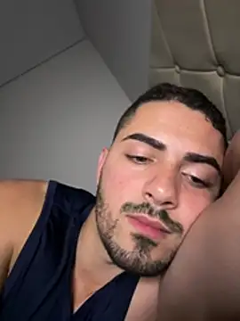 Gugostoso04 online show from 05/23/26, 12:27