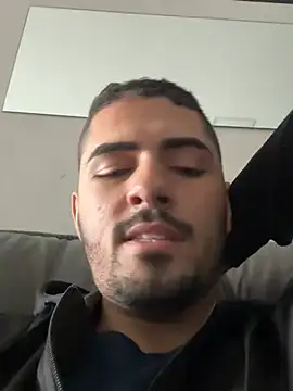 Gugostoso04 online show from 05/25/26, 01:17