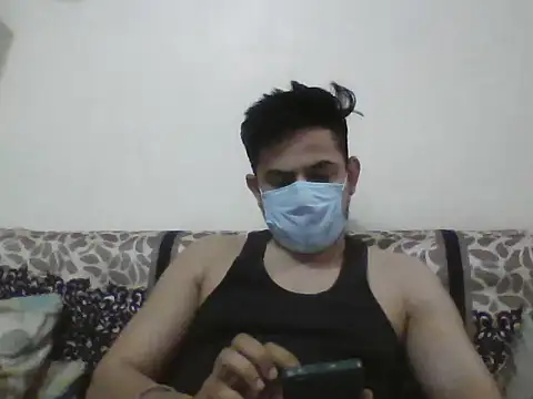 Snapshot of Nivan_7251_1 chatting on 06/05/26, 06:46 Nivan 7251 1 online show from 06/05/26, 06:46