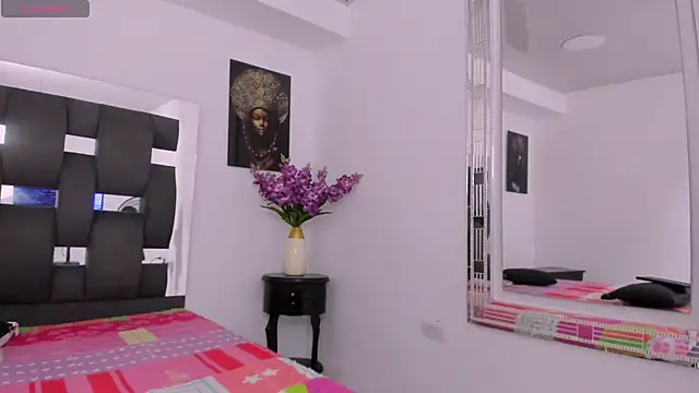 VictoriaGrantt online show from 05/28/26, 12:46