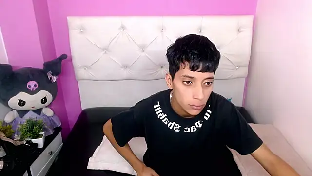 Snapshot of jl_brayan12 chatting on 05/25/26, 07:20 jl brayan12 online show from 05/25/26, 07:20