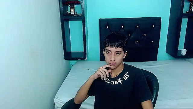 Snapshot of jl_brayan12 chatting on 06/16/26, 07:27 jl brayan12 online show from 06/16/26, 07:27