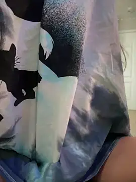 Snapshot of lil_martian chatting on 03/19/25, 01:29 lil martian online show from 03/19/25, 01:29