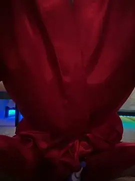 Snapshot of lil_martian chatting on 02/17/26, 12:45 lil martian online show from 02/17/26, 12:45