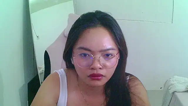 Snapshot of AlethiaBratsch chatting on 05/31/26, 02:24 AlethiaBratsch online show from 05/31/26, 02:24