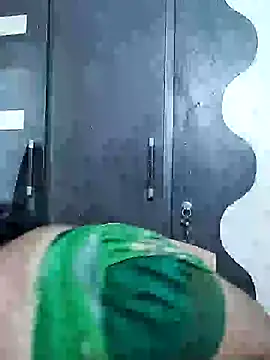Snapshot of Leela_555 chatting on 06/15/26, 07:05 Leela 555 online show from 06/15/26, 07:05