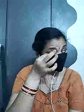 Snapshot of Leela_555 chatting on 06/23/26, 11:03 Leela 555 online show from 06/23/26, 11:03
