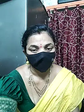Snapshot of Leela_555 chatting on 07/02/26, 04:40 Leela 555 online show from 07/02/26, 04:40