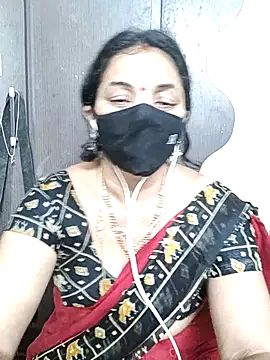 Snapshot of Leela_555 chatting on 07/08/26, 11:15 Leela 555 online show from 07/08/26, 11:15