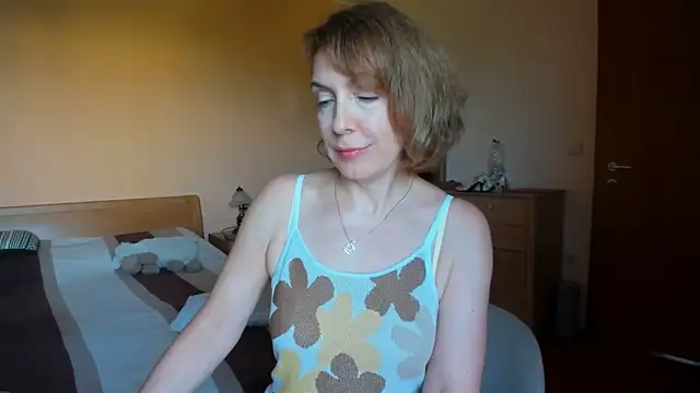 SummerLiza online show from 06/18/26, 03:27