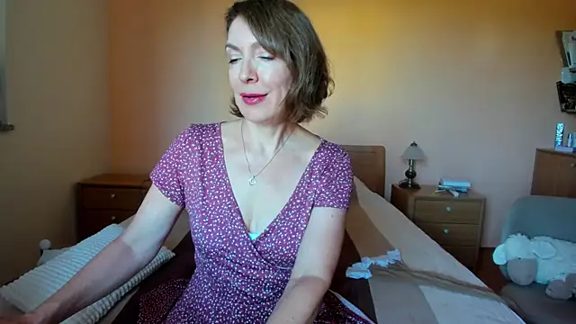 SummerLiza online show from 07/10/26, 03:03