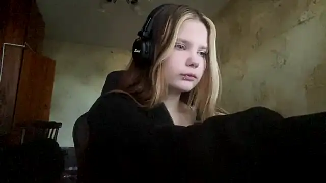 SusanaLeichty online show from 06/09/26, 05:30