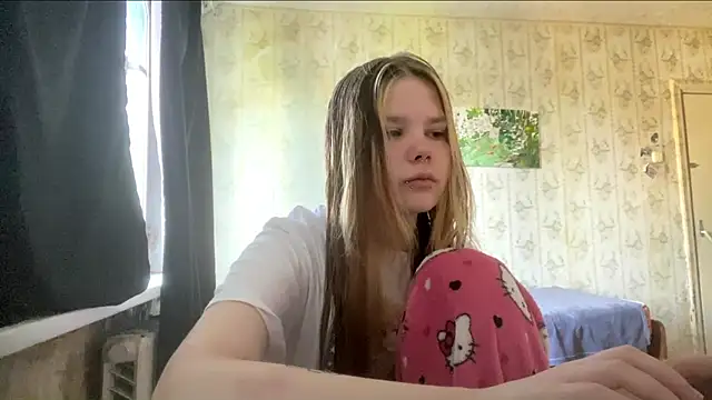 SusanaLeichty online show from 07/13/26, 03:15
