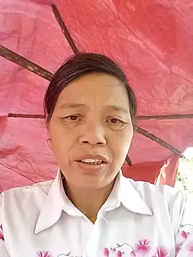 Snapshot of Elfledaa chatting on 06/14/26, 02:24 Elfledaa online show from 06/14/26, 02:24