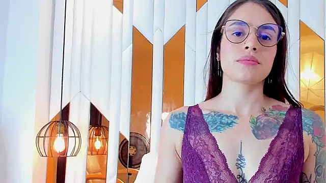 ValeryMontenegro online show from 06/03/26, 02:33