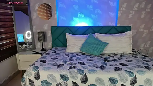 Scarlett  Cooper  1 online show from 07/17/26, 06:46