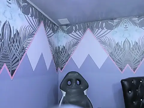 AuroraGreyy online show from 05/28/26, 11:40