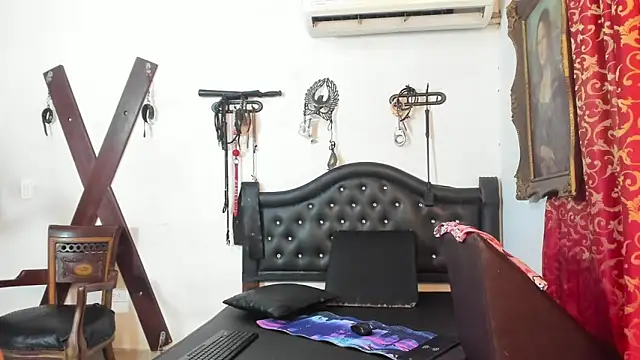 Snapshot of MartinaXBob chatting on 05/29/26, 02:31 MartinaXBob online show from 05/29/26, 02:31