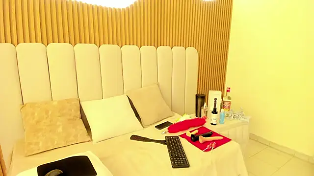 Snapshot of ElaVictoria chatting on 07/07/26, 02:21 ElaVictoria online show from 07/07/26, 02:21