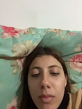 Snapshot of ruivinha_uai chatting on 06/23/26, 03:04 ruivinha uai online show from 06/23/26, 03:04