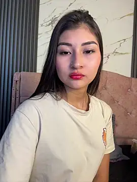 Snapshot of Aylin-fire chatting on 05/25/26, 06:47 Aylin-fire online show from 05/25/26, 06:47